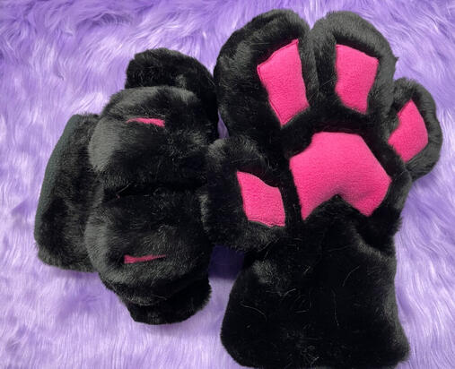 Chunk Feline Paws